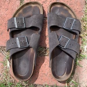 Gray Suede Arizona Birkenstock’s
